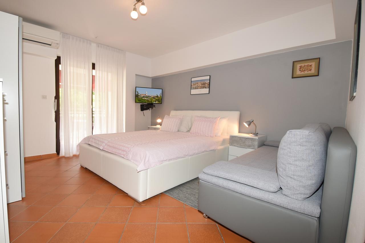 Apartment Sambris No 1 Vrsar Exterior foto